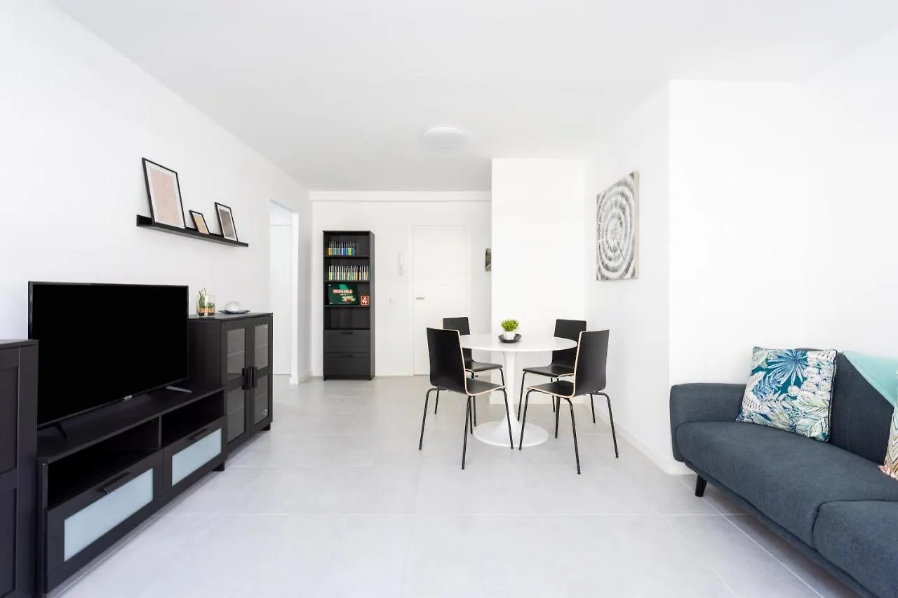Home2Book Paradise Los Cristianos, Pool & Wifi アロナ