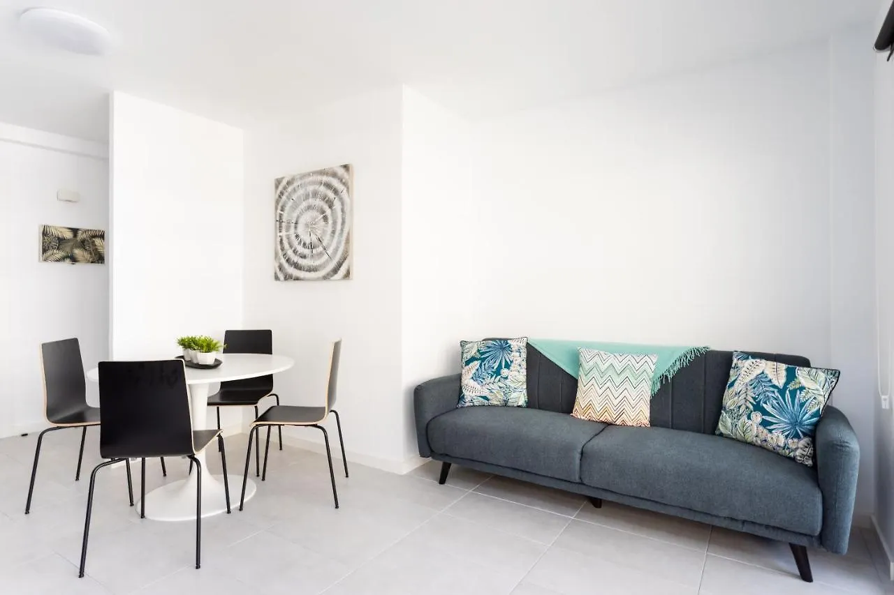 アパート Home2Book Paradise Los Cristianos, Pool & Wifi アロナ